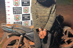 Se suspende el mandi’o chyryry: Vecinos persiguen y atrapan a un presunto ladrón de mandioca.