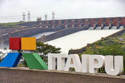 Compuertas del vertedero de ITAIPU seguirán abiertas para control del nivel del embalse