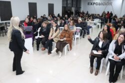 Capacitan a docentes para prevenir violencia y proteger a estudiantes en Alto Paraná