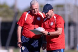 La Albirroja definirá esquema hoy para enfrentar a Francia