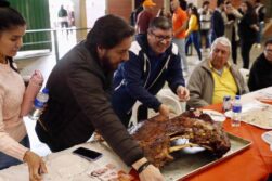“Compran” a TAXISTAS por G. 400 mil y ASADO para las MUNICIPALES
