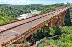 ITAIPU inició trabajos de mantenimiento y rehabilitación del puente Cavalcanti