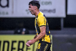 Guaraní remonta ante Libertad y se queda con el clásico de la tercera fecha del Clausura